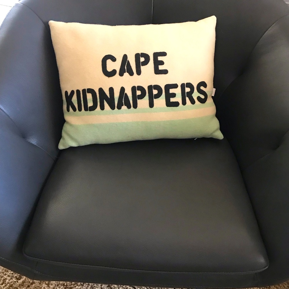 Authentic Cape Kidnappers pillow…for the golf Enthusiast.